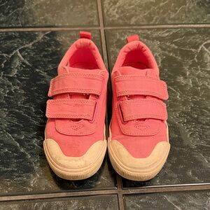 Kids Pink Velcro Canvas Sneakers by Toms